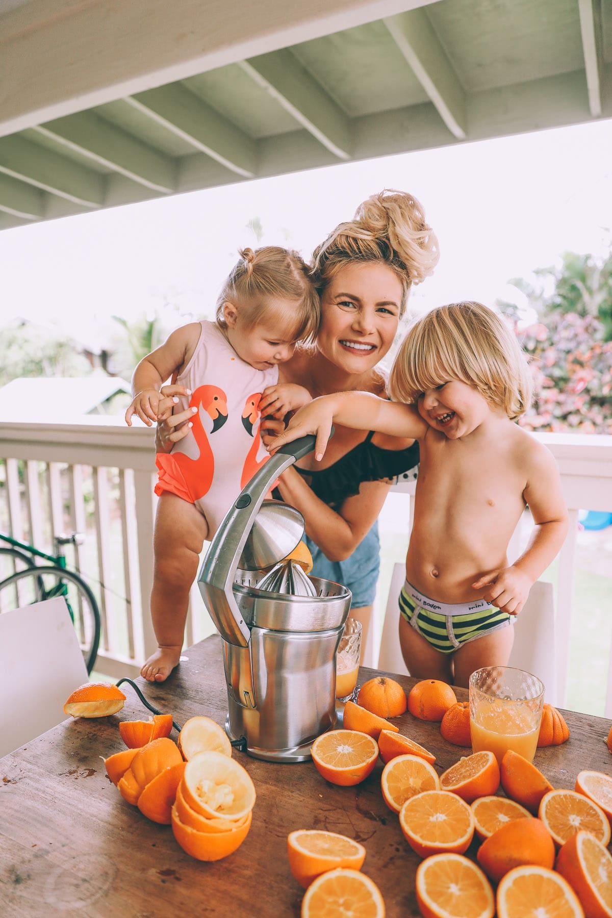 7 Ways to Get Your Kids to Enjoy Fruits!