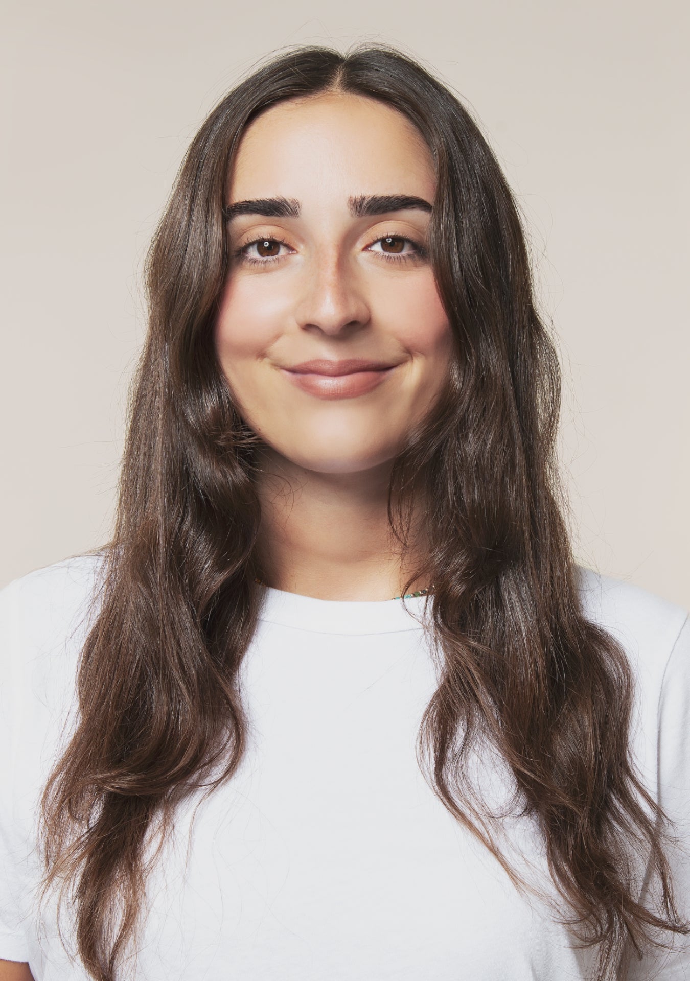 before and after using Raw Sugar Wave Maker Shampoo, designed to help cleanse hair with clean ingredients.